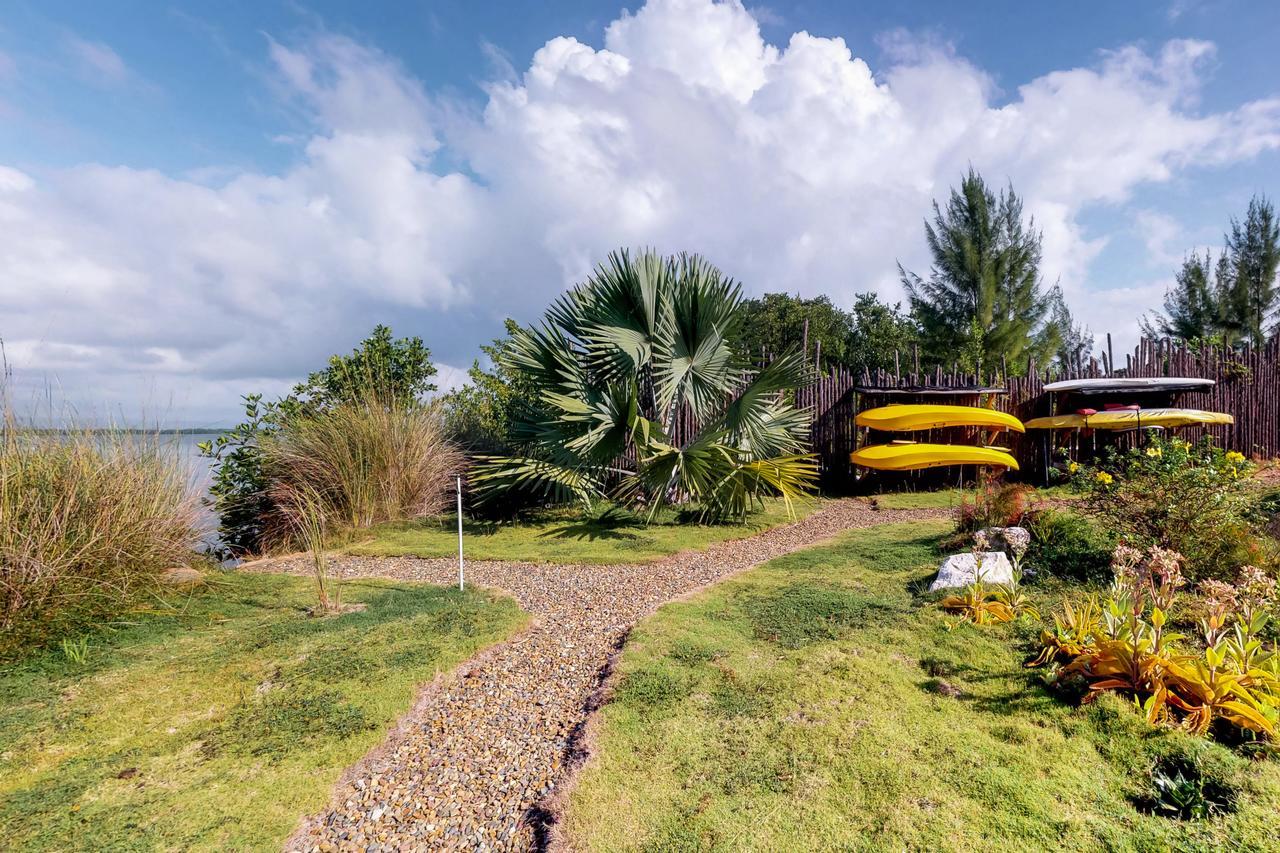 Swan Villas Maya Beach Zewnętrze zdjęcie